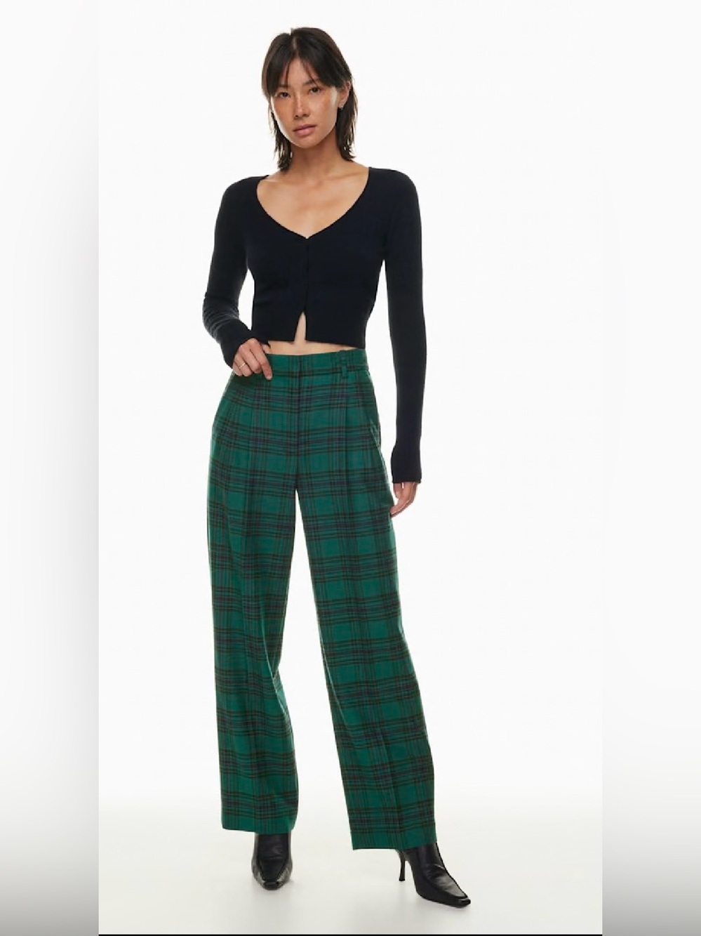 Aritzia Size 4 Effortless Pants